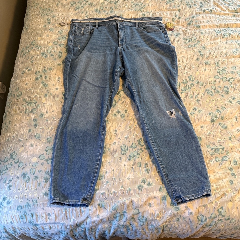 Loft Light Wash Distressed Straight-Leg Jeans